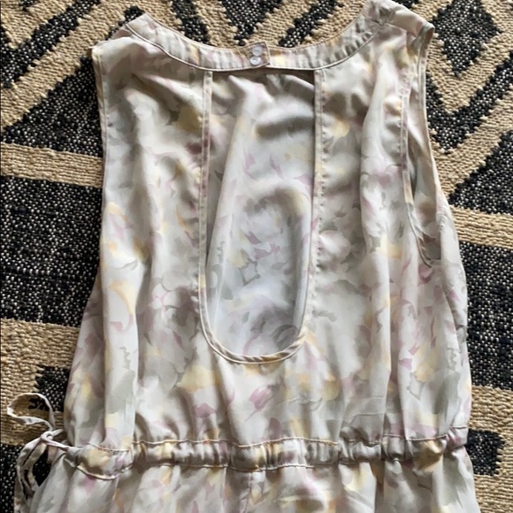 Floral dressy romper - Picture 4 of 4